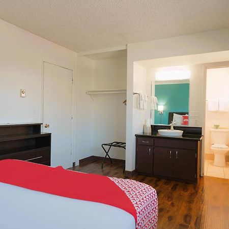 OYO Hotel St Helens OR Saint Helens Buitenkant foto