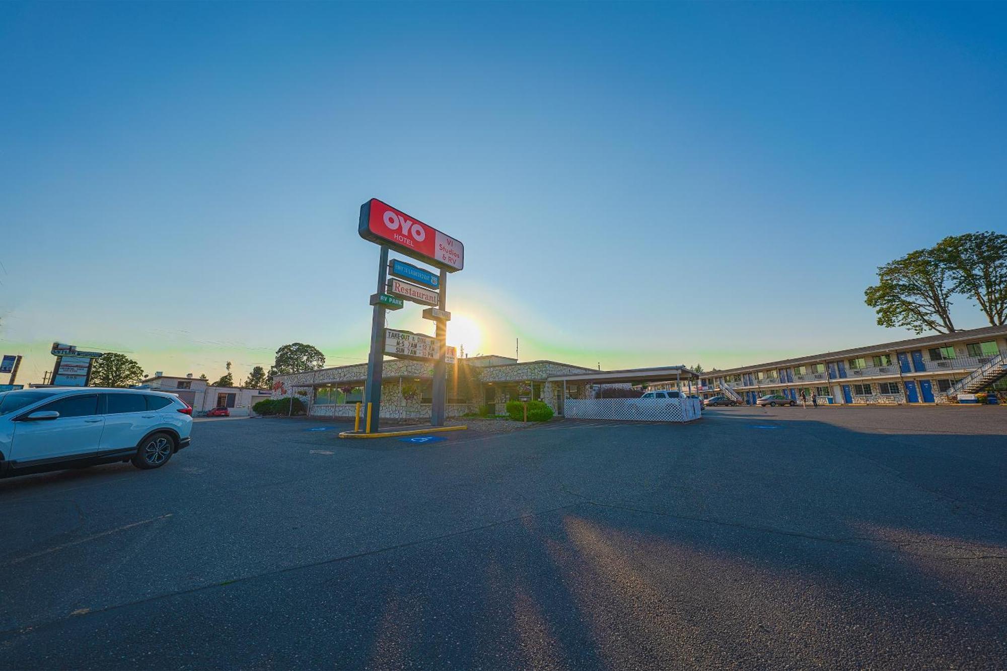 OYO Hotel St Helens OR Saint Helens Buitenkant foto