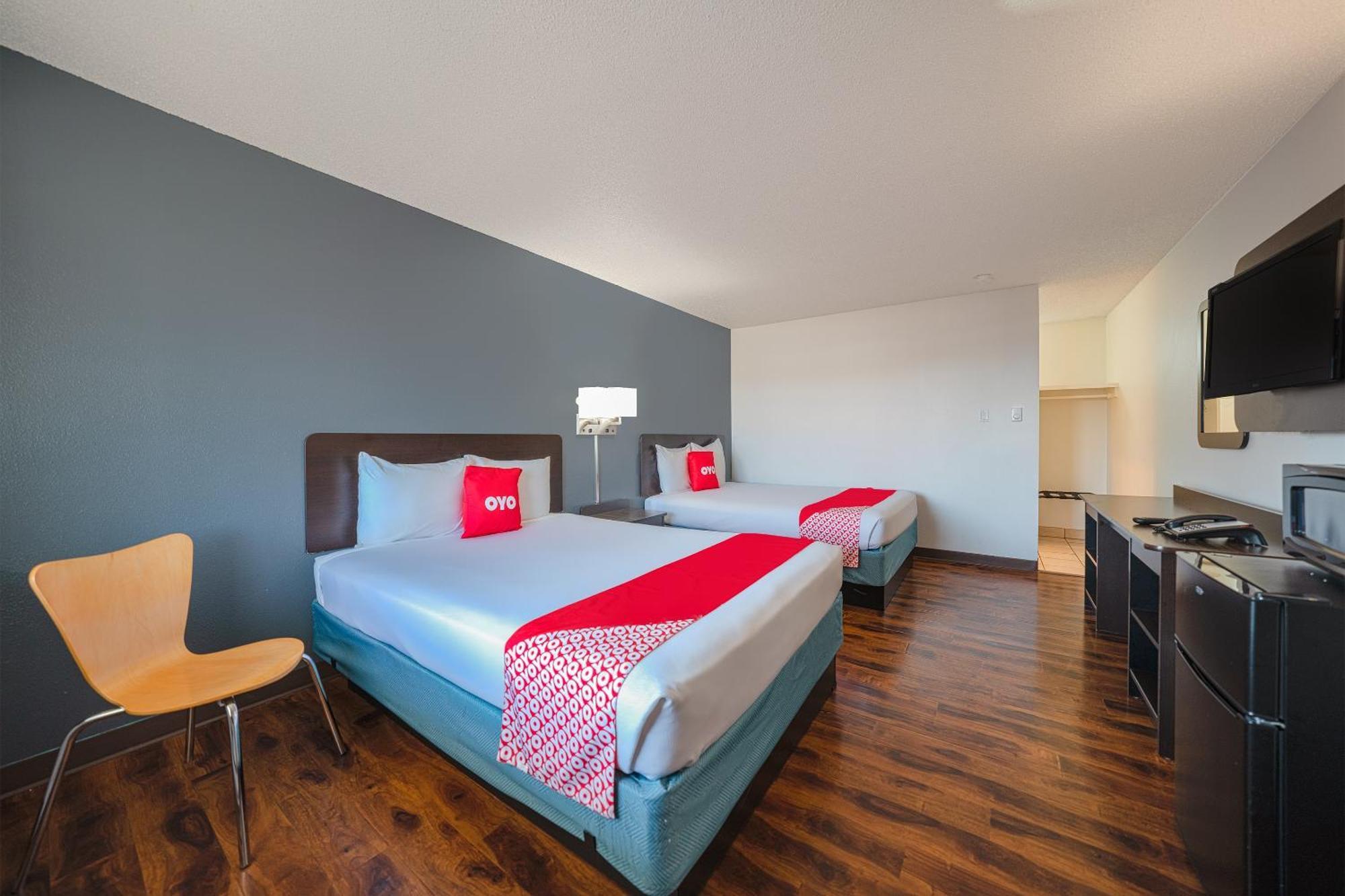 OYO Hotel St Helens OR Saint Helens Buitenkant foto