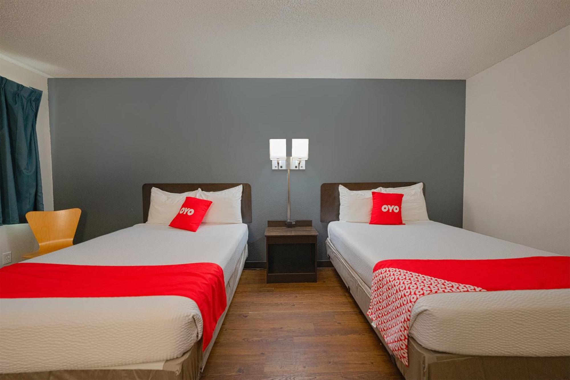OYO Hotel St Helens OR Saint Helens Buitenkant foto